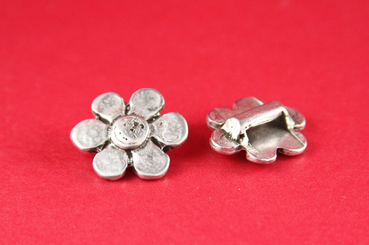FS0182>>MADE IN EUROPE 2 zamak flower sliders 10mm flat cord, 10mm flat cord daisy slider, Qty2