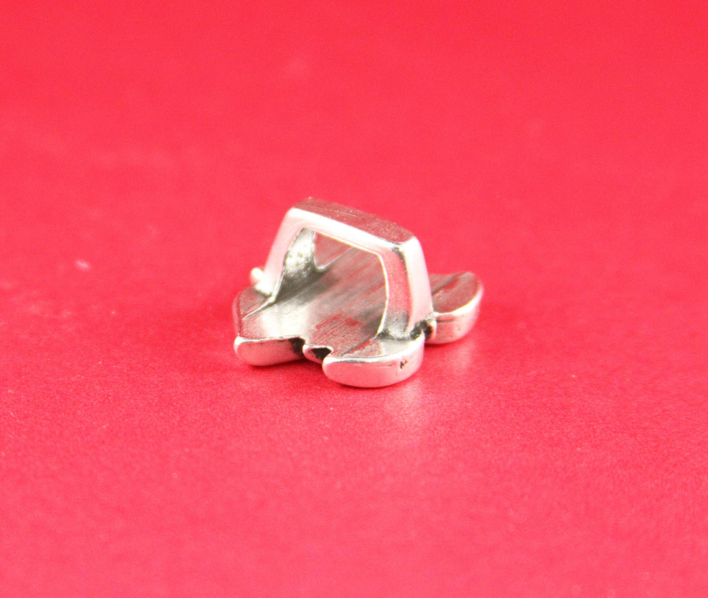 LS0036>>MADE IN EUROPE 2 zamak flower sliders, licorice flower slider, 10x6mm  sliders, silver flower sliders, Qty2