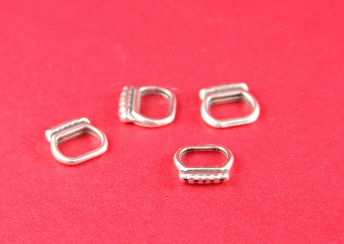 LS0049>>MADE IN EUROPE 4 zamak ring sliders, licorice ring slider, 10x6mm  sliders, silver ring sliders, Qty4