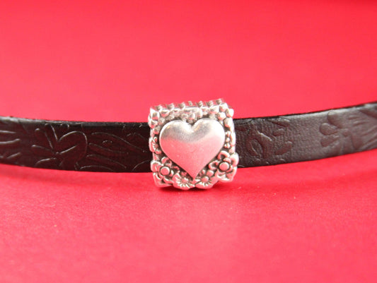 FS0227>>MADE in EUROPE 2 zamak heart sliders, 10mm flat cord slider, 10mm flat cord square slider qty2