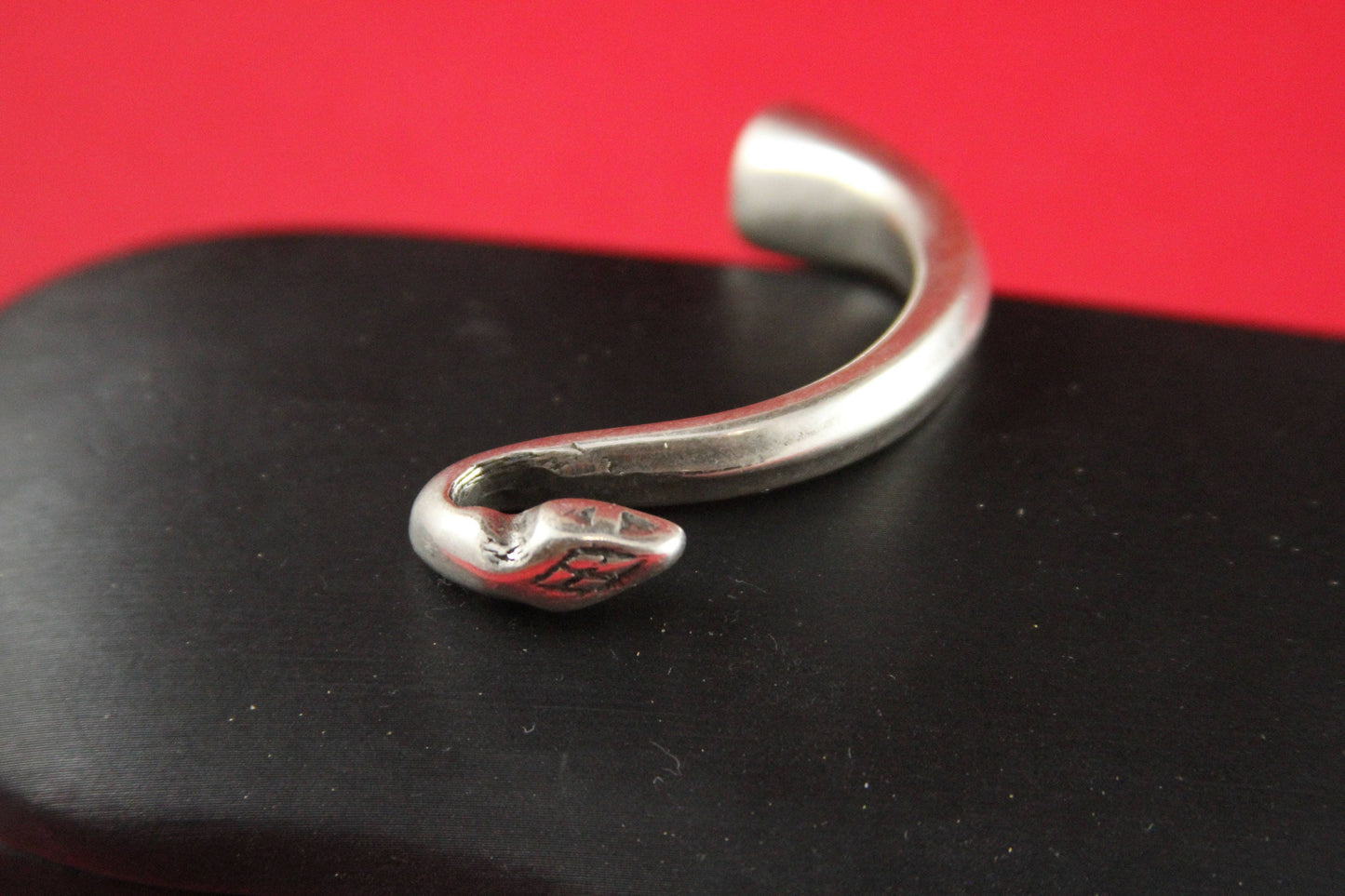 B0016>>MADE IN EUROPE  zamak snake half bracelet with strand separator, bracelet hook clasp (6783S) qty 1set