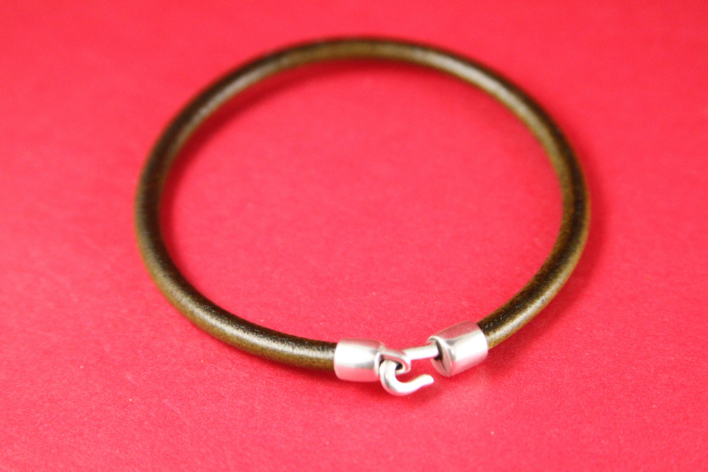 RC0107>>MADE in EUROPE 2 zamak hook clasps, 4mm round cord hook, bracelet hook clasp,  4mm round cord hook clasp (8048/8753-0077) Qty2sets