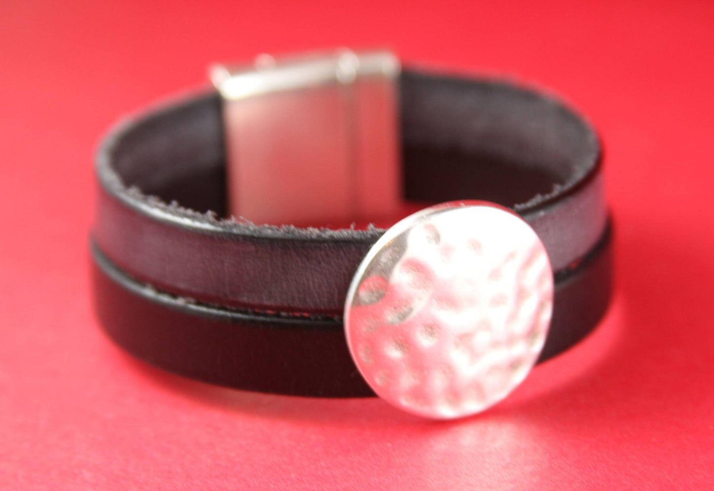 FS0188>>MADE IN EUROPE hammered zamak round slider , slider for 20mm flat cord, 20mm cord slider, flat cord zamak slider Qty1