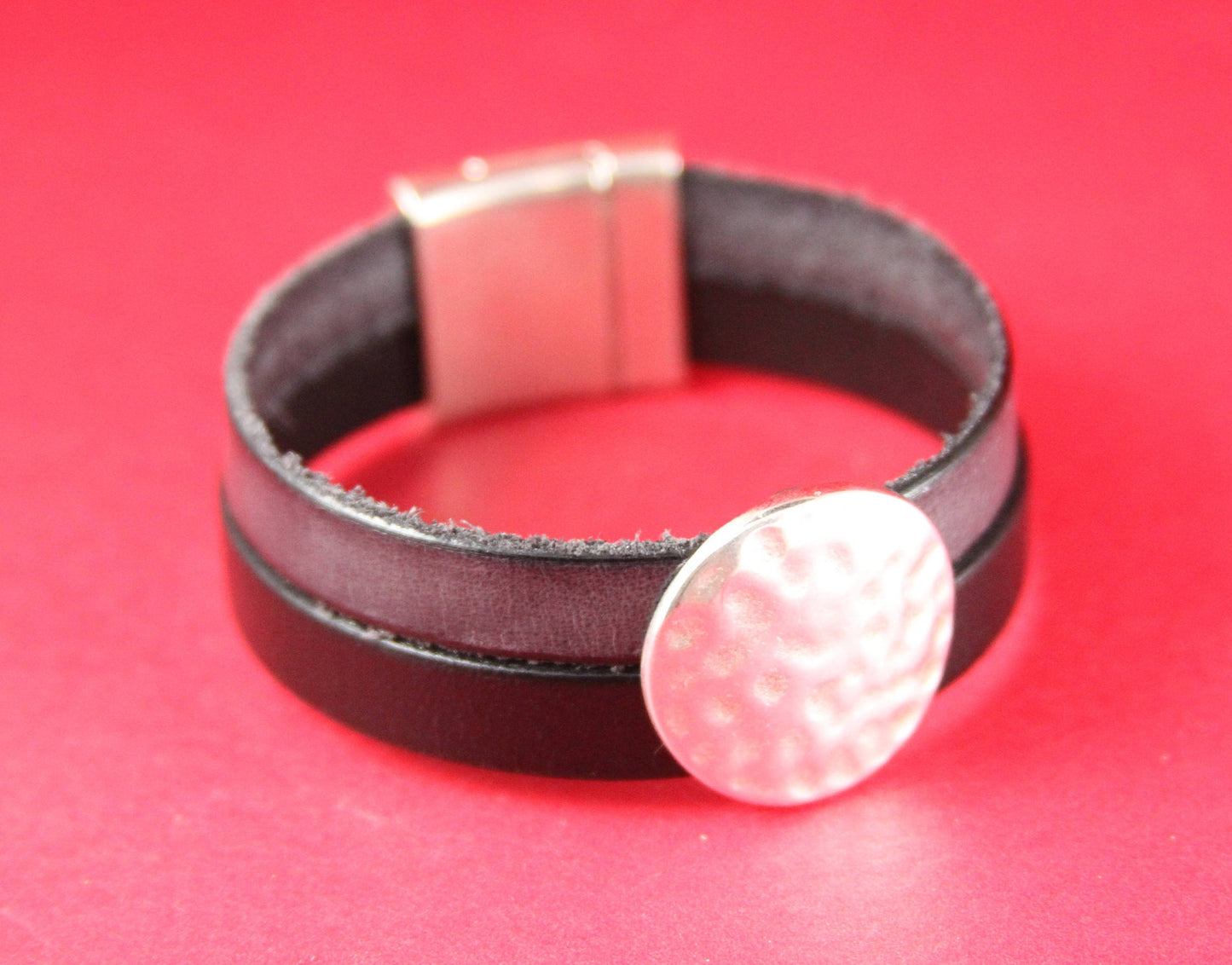 FS0188>>MADE IN EUROPE hammered zamak round slider , slider for 20mm flat cord, 20mm cord slider, flat cord zamak slider Qty1
