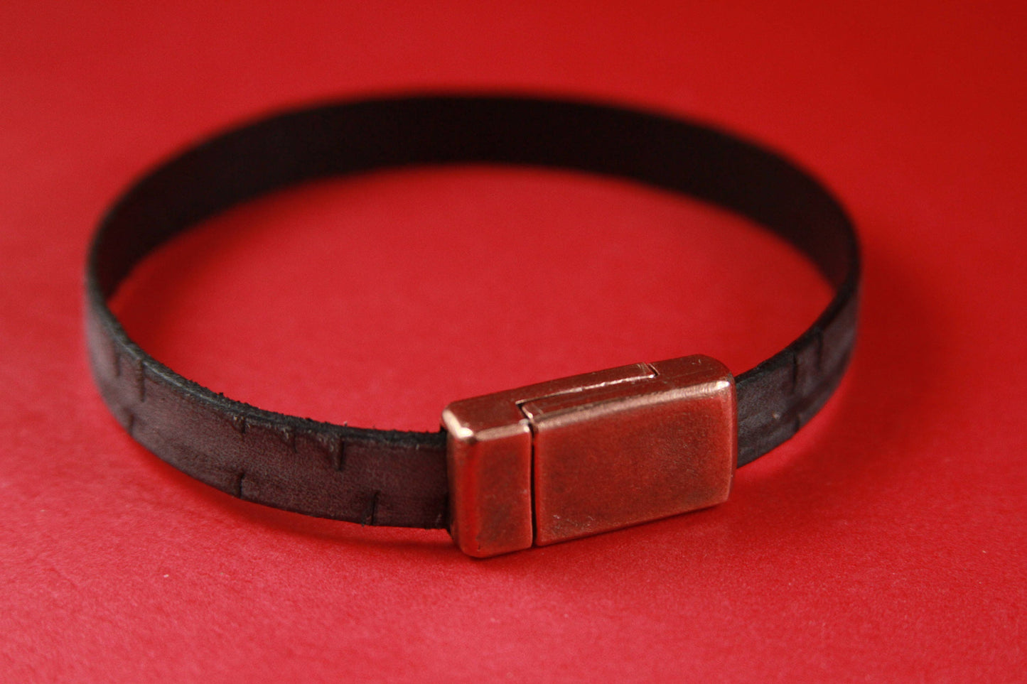 FC0164>>MADE IN EUROPE magnetic clasp for 10mm flat leather cord, copper clasp for flat cord (XM5981AC) Qty1