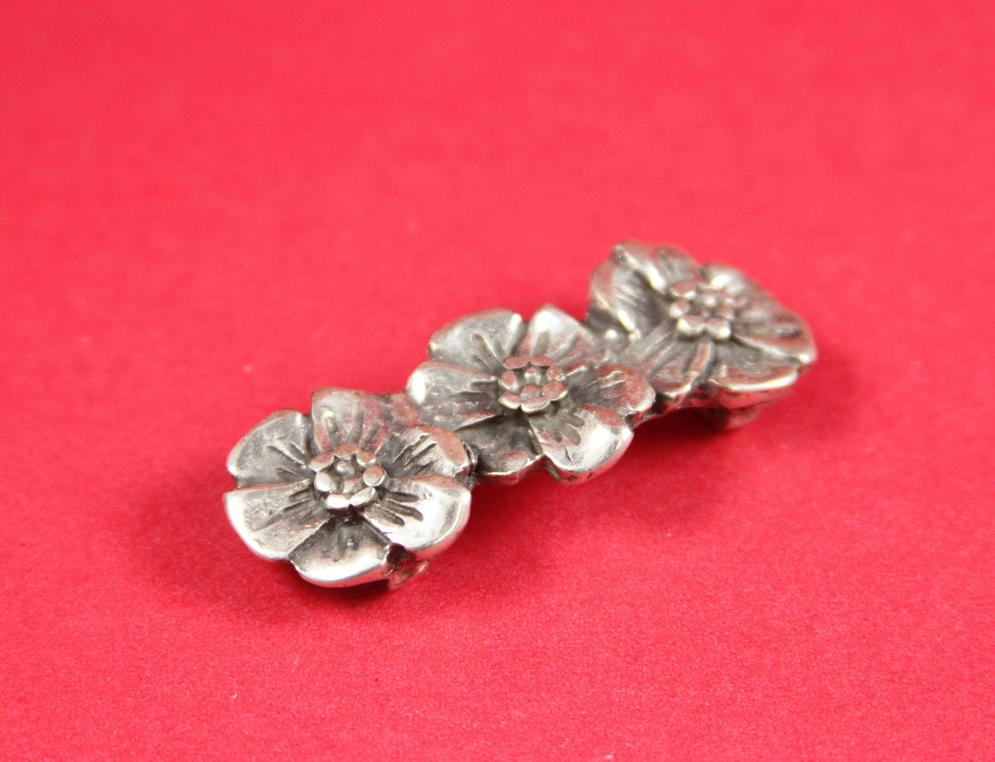 FS0332>>MADE IN EUROPE zamak flowers slider 10mm flat cord, 10mm flat cord 3 flowers slider, Qty1
