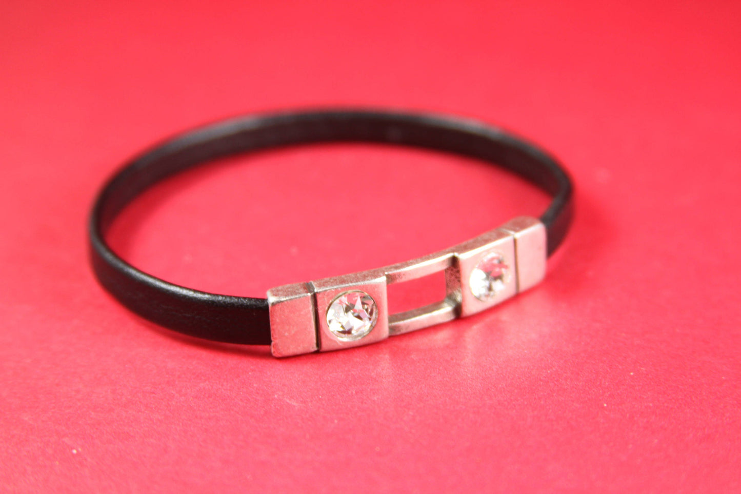 C0099>>MADE in EUROPE  flat cord zamak connector,  6mm cord Swarovski crystal connector, connector with Swarovski crystal Qty1