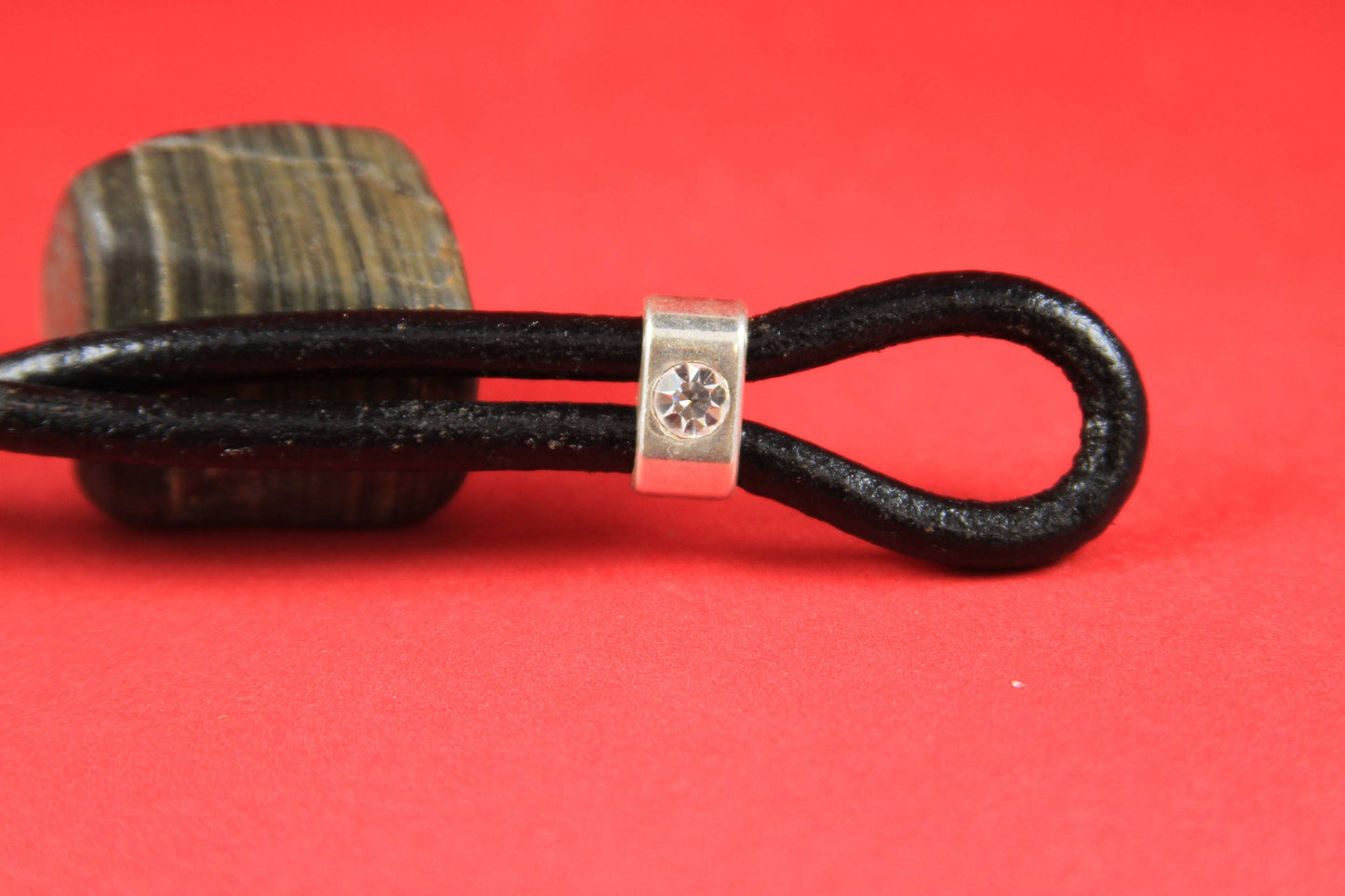 12/2 MADE in EUROPE 2 zamak separators with Swarovski crystal, 5mm cord strand separator, round cord separator (78277/05) Qty2