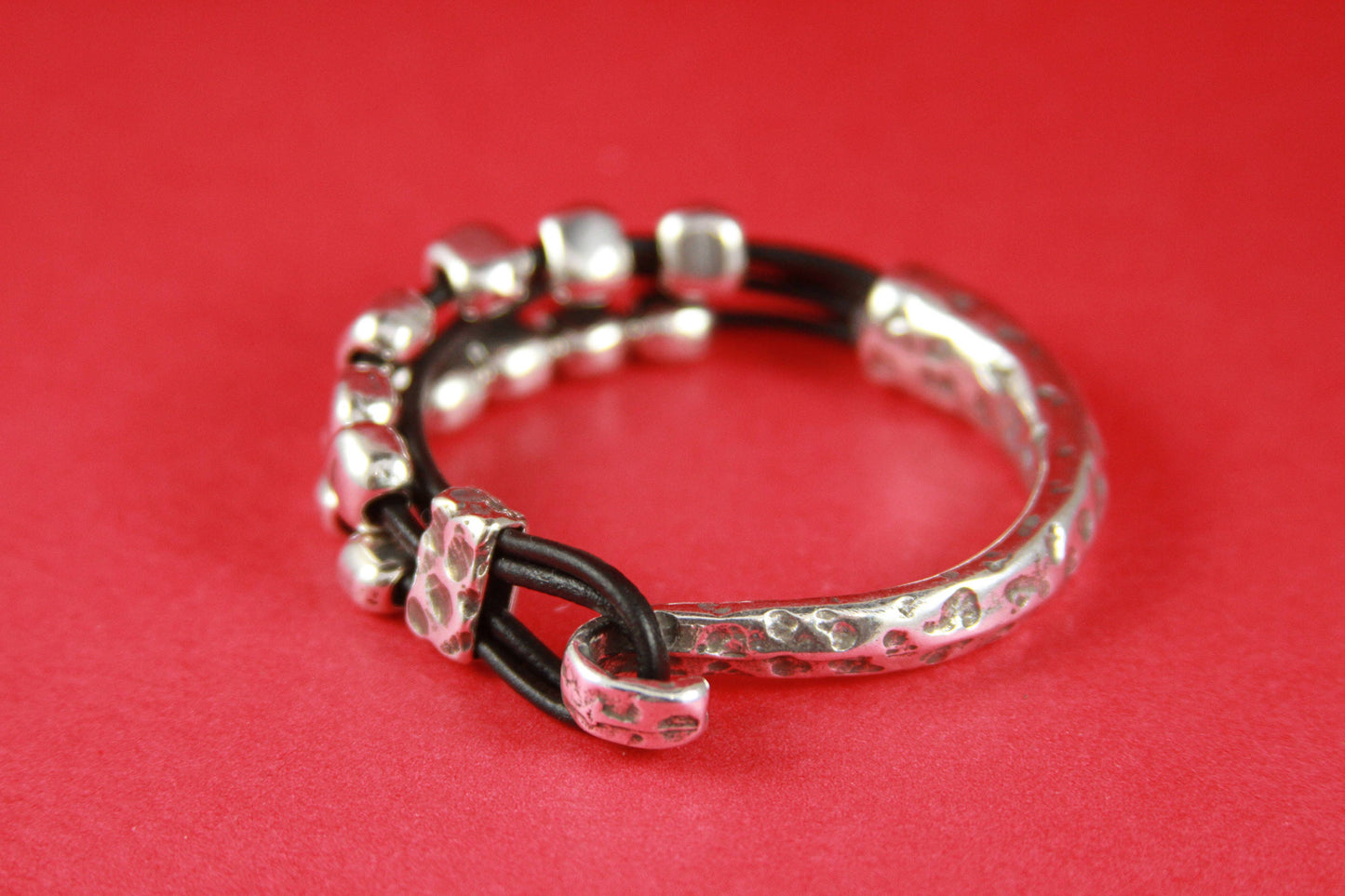 B0059>>MADE in EUROPE zamak half bracelet with slider, hammered half bracelet, zamak bracelet component (ABLZ87S) Qty1set