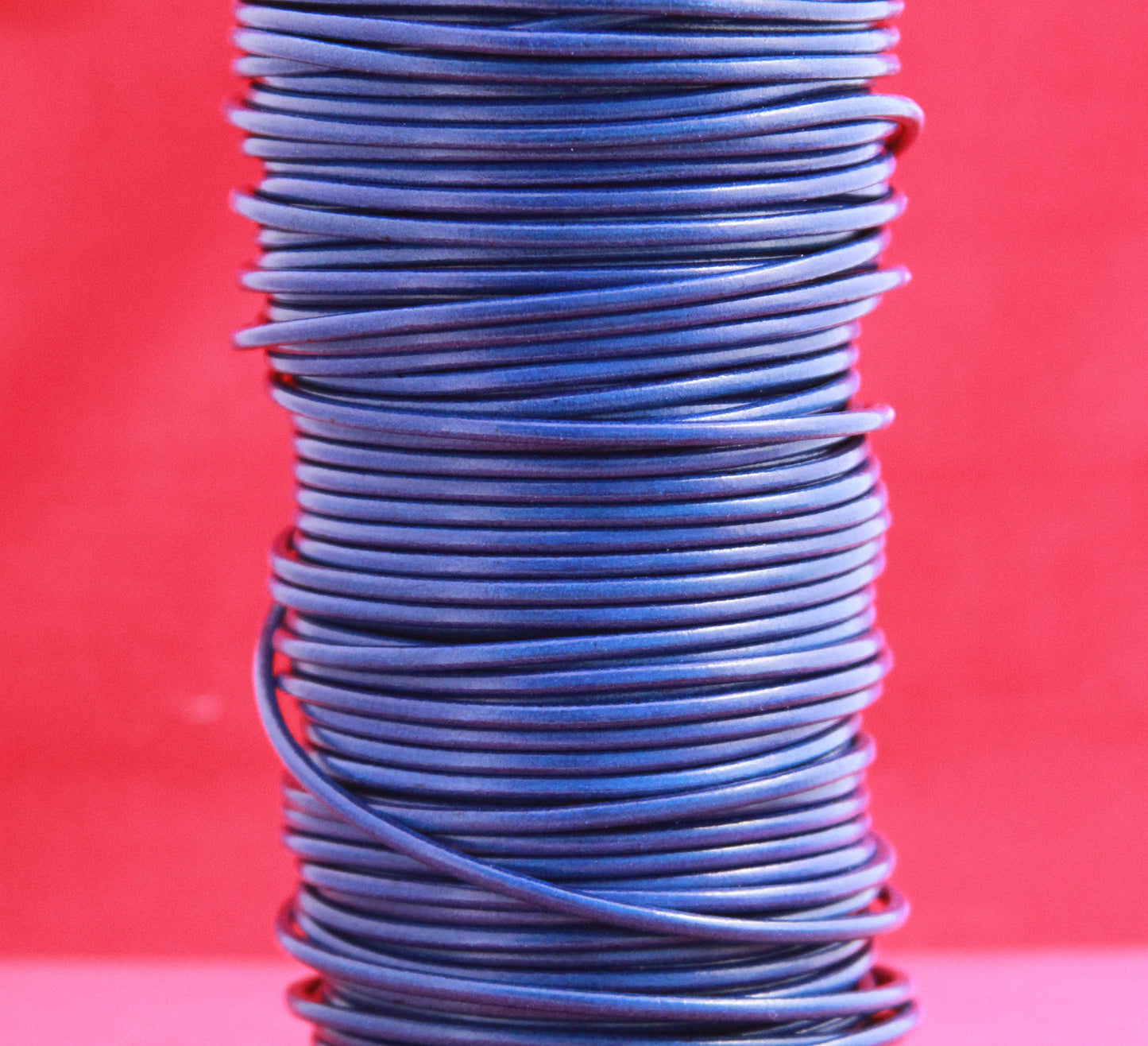 MADE in EUROPE 2 yards of 3mm blue leather cord, 3mm round leather cord, genuine leather cord (MARR3AZV)