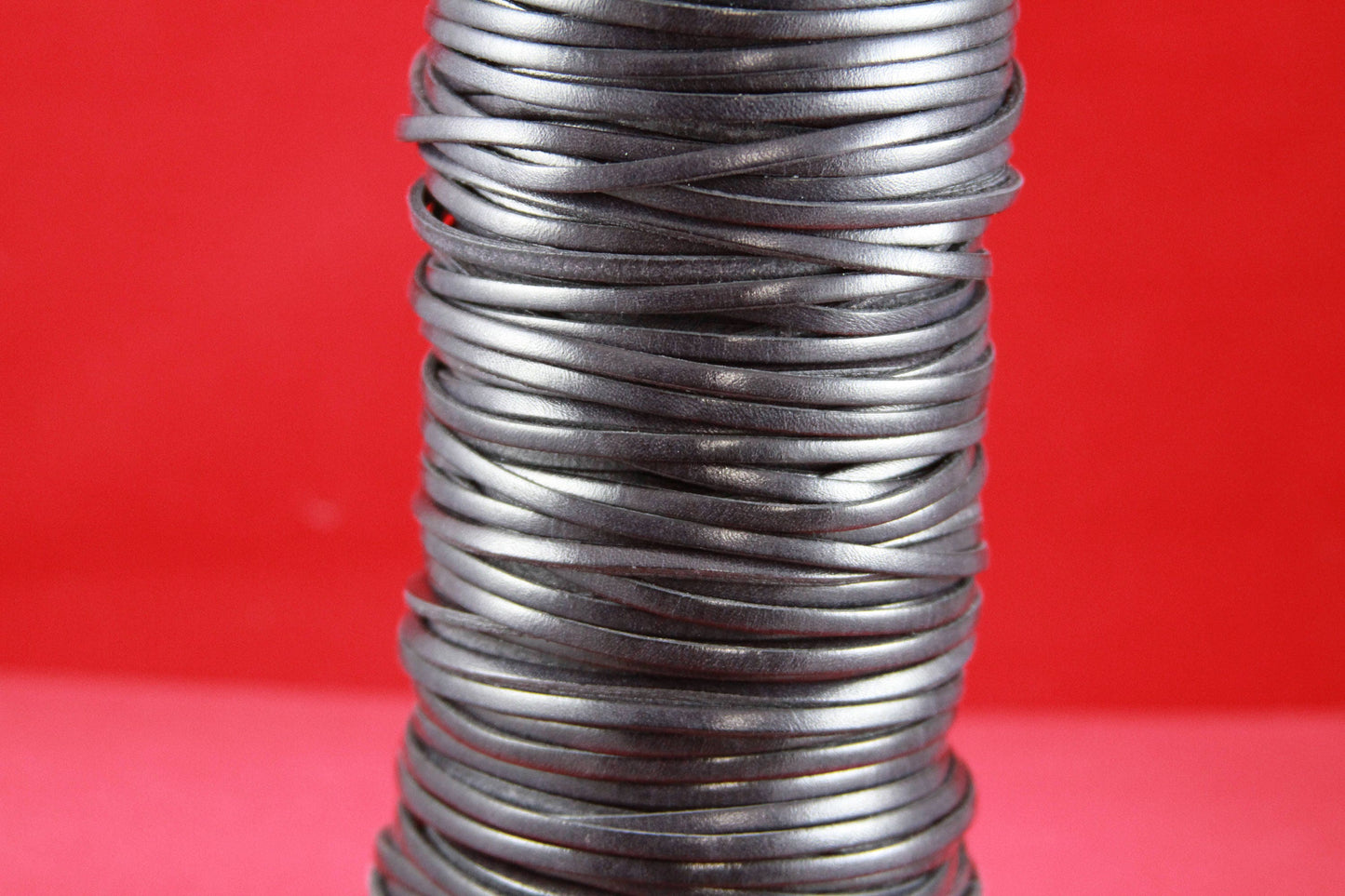 MADE in EUROPE 1 yard of 3mm flat gray leather cord, genuine flat leather cord, 3x2mm flat leather cord(MARF3GRIS)