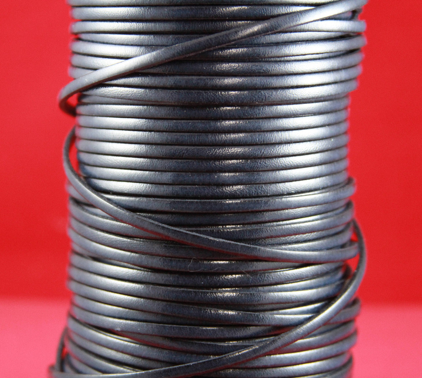 MADE in EUROPE 1 yard of 3mm flat bluish gray leather cord, genuine flat leather cord, 3x2mm flat leather cord (MARF3AZM)