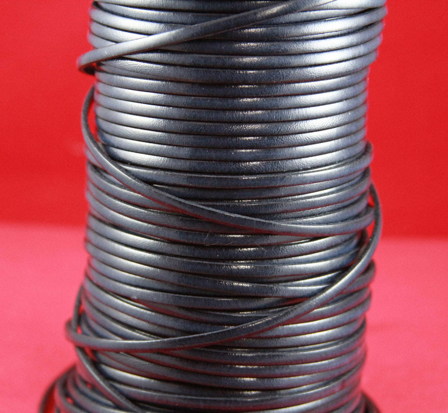 MADE in EUROPE 1 yard of 3mm flat bluish gray leather cord, genuine flat leather cord, 3x2mm flat leather cord (MARF3AZM)