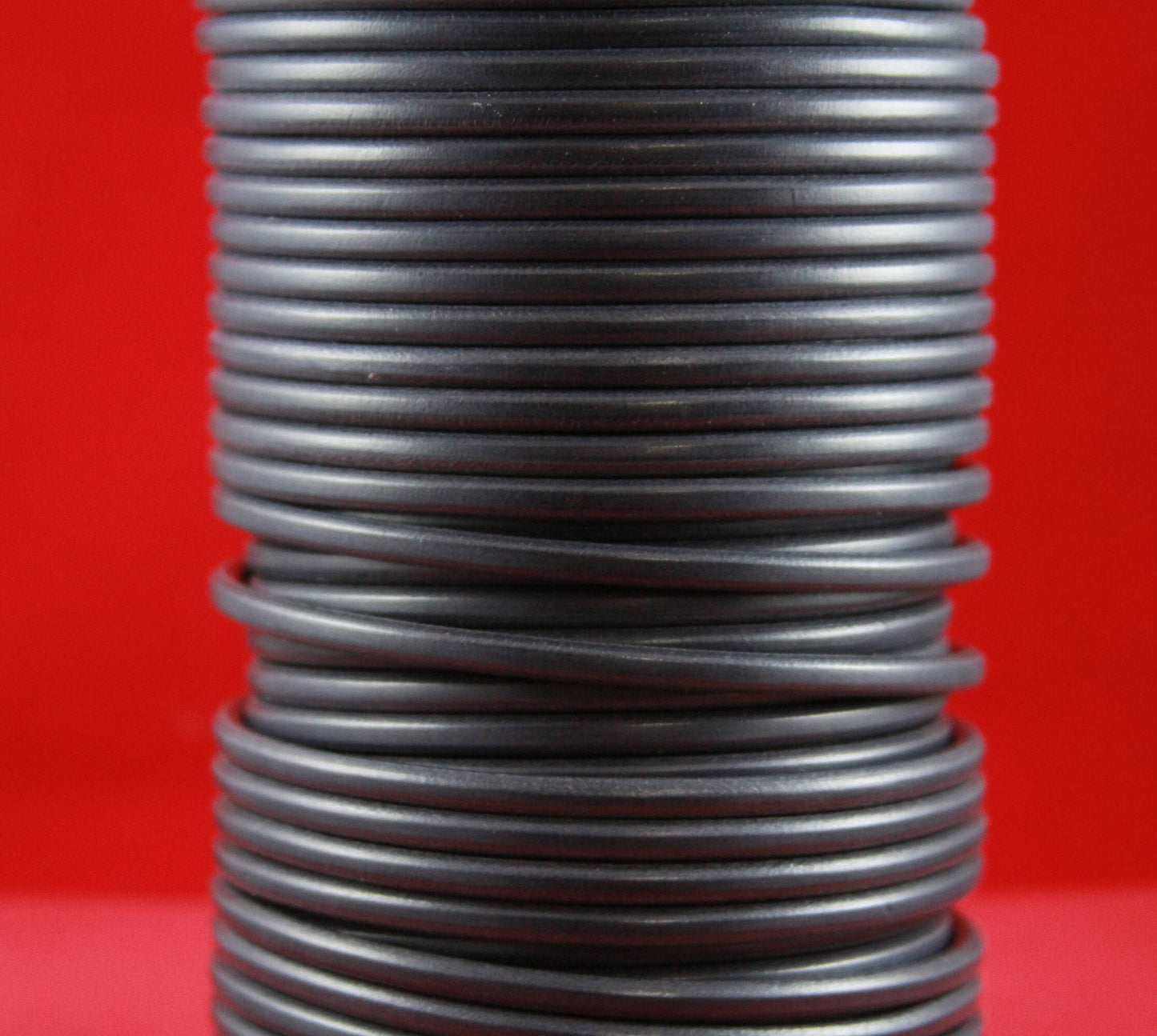 MADE in EUROPE 24" round leather cord, 5mm round genuine leather cord, 5mm gray round leather cord (MARR5GRIS)