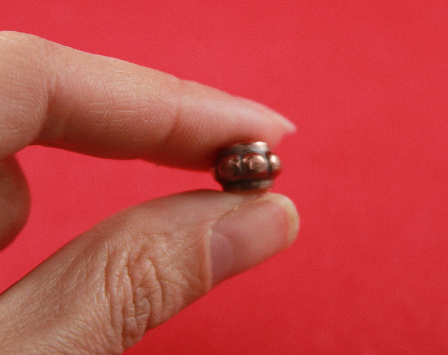 2/9 MADE in EUROPE 4 zamak copper beads, 5.5mm hole zamak sliders, 5mm cord slider, round cord tube spacer  (B1596) qty4