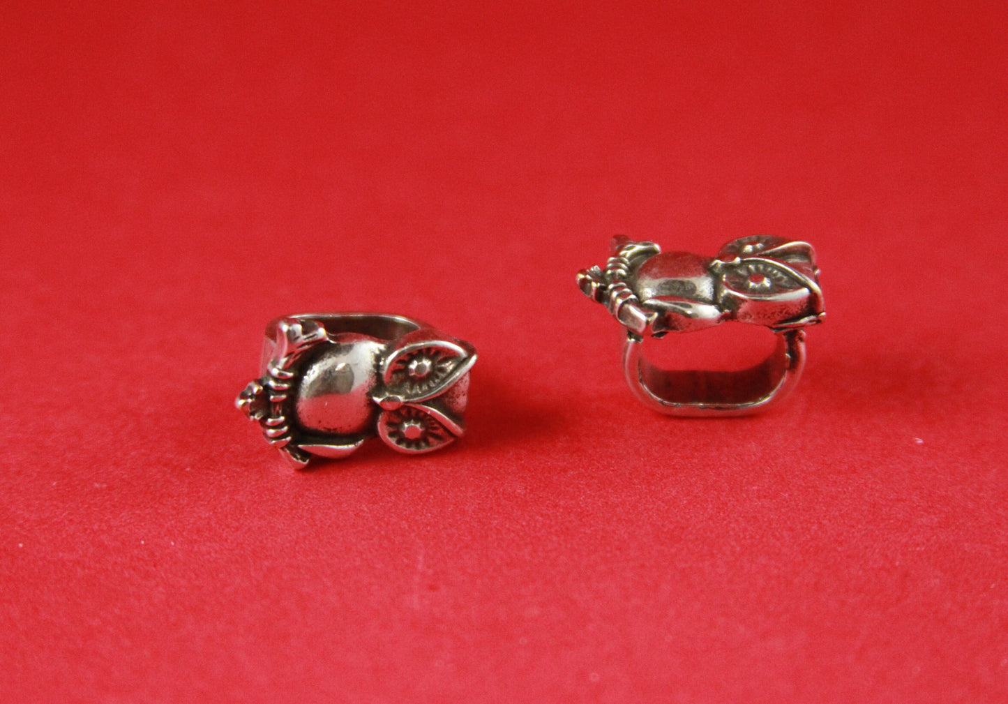 LS0079>>MADE in EUROPE  2 zamak owl sliders, 10x6mm owl slider, licorice leather cord owl sliders, zamak sliders Qty2