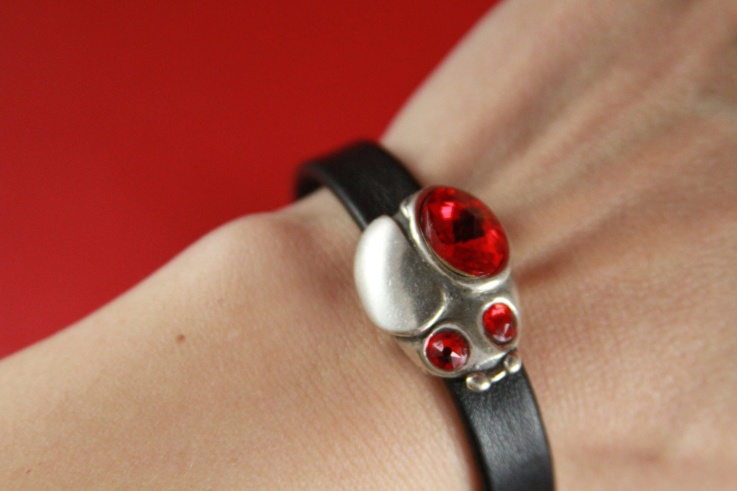 FS0278>>MADE in EUROPE zamak ladybug slider, Swarovski crystal ladybug slider for 10mm cord Qty1