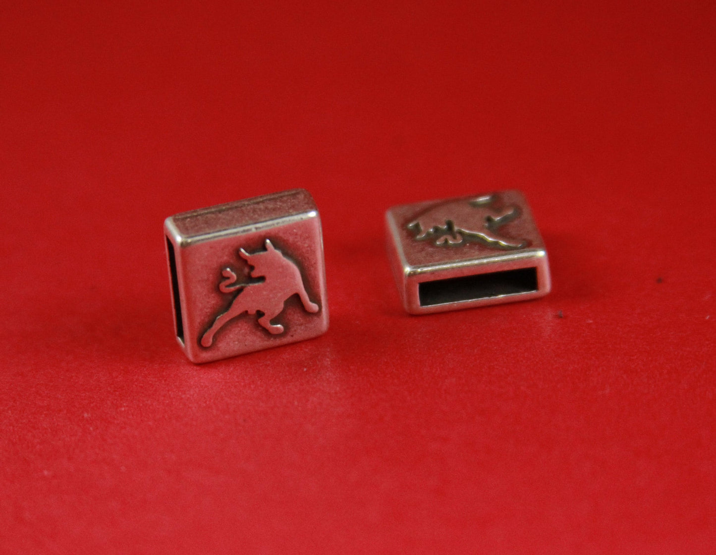 FS0296>>MADE in EUROPE 2 zamak bull sliders, bull slider, 10mm flat cord slider, 10mm flat cord bull slider qty2