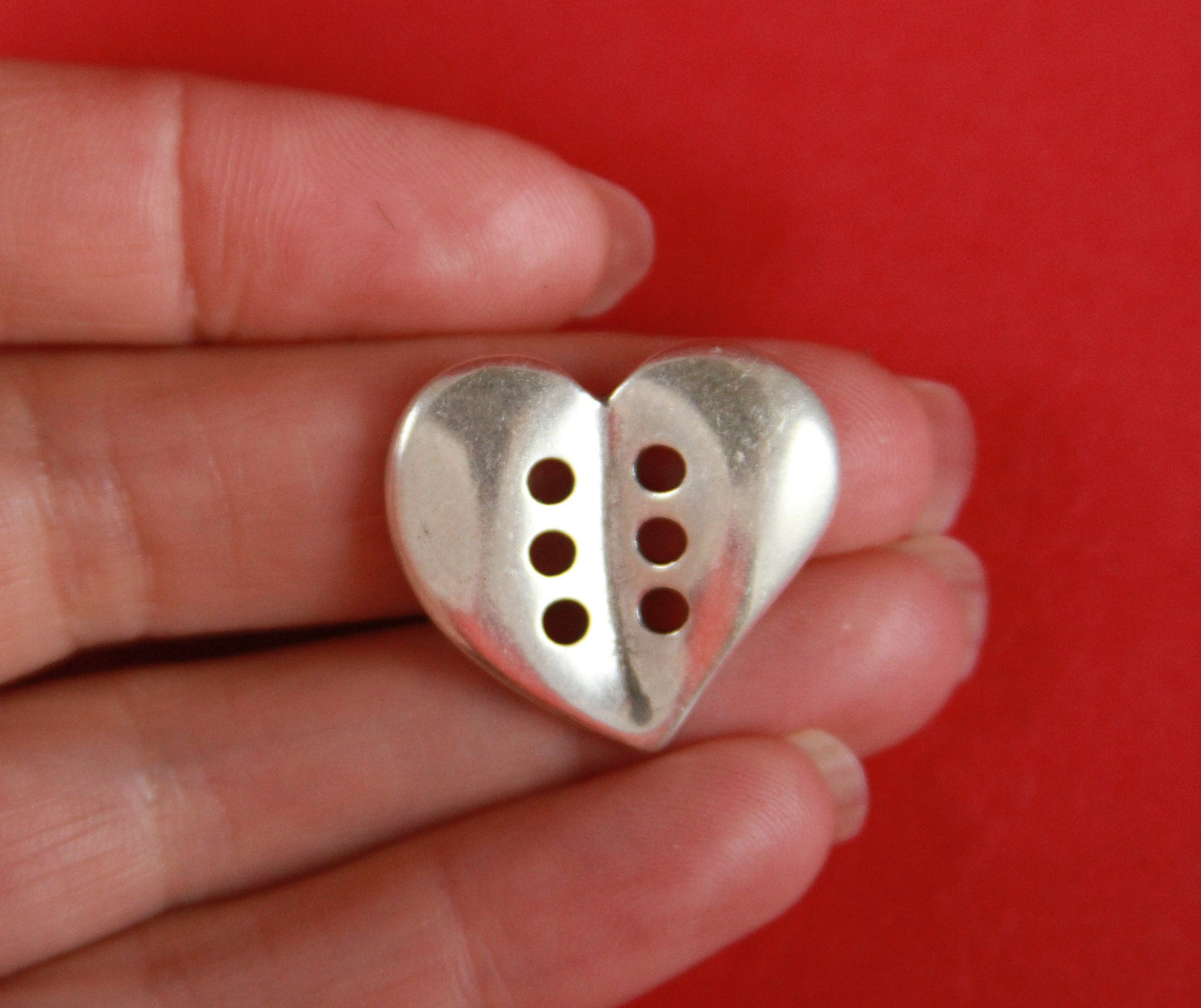 C0145>> MADE in EUROPE zamak heart connector, silver heart slider, stitched heart connector Qty1