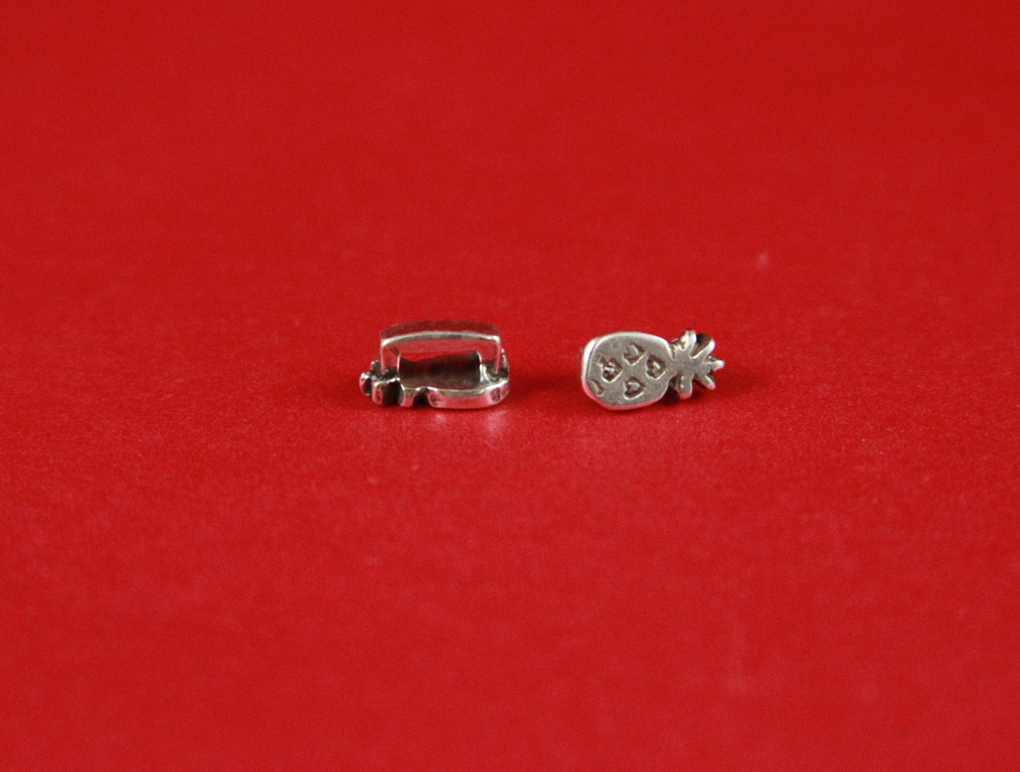 FS0253>>MADE in EUROPE 4 zamak pinapple sliders, 5mm flat cord zamak pinapple slider, pinapple slider for 5mm cord Qty4
