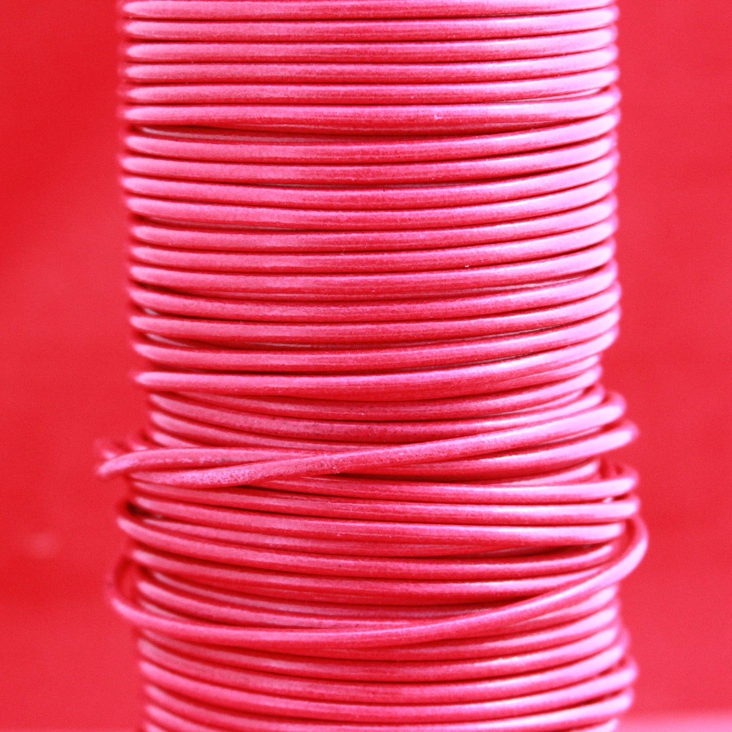MADE in EUROPE 2 yards of 3mm fuscia leather cord, hot pink 3mm round leather cord, genuine leather cord (MARR3FUC)