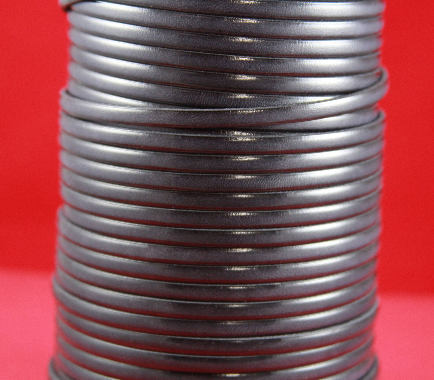 MADE in EUROPE 1 yard of 5mm flat  gray leather cord, 5mm genuine leather cord, flat 5mm real leather cord (MARF5GRIS)