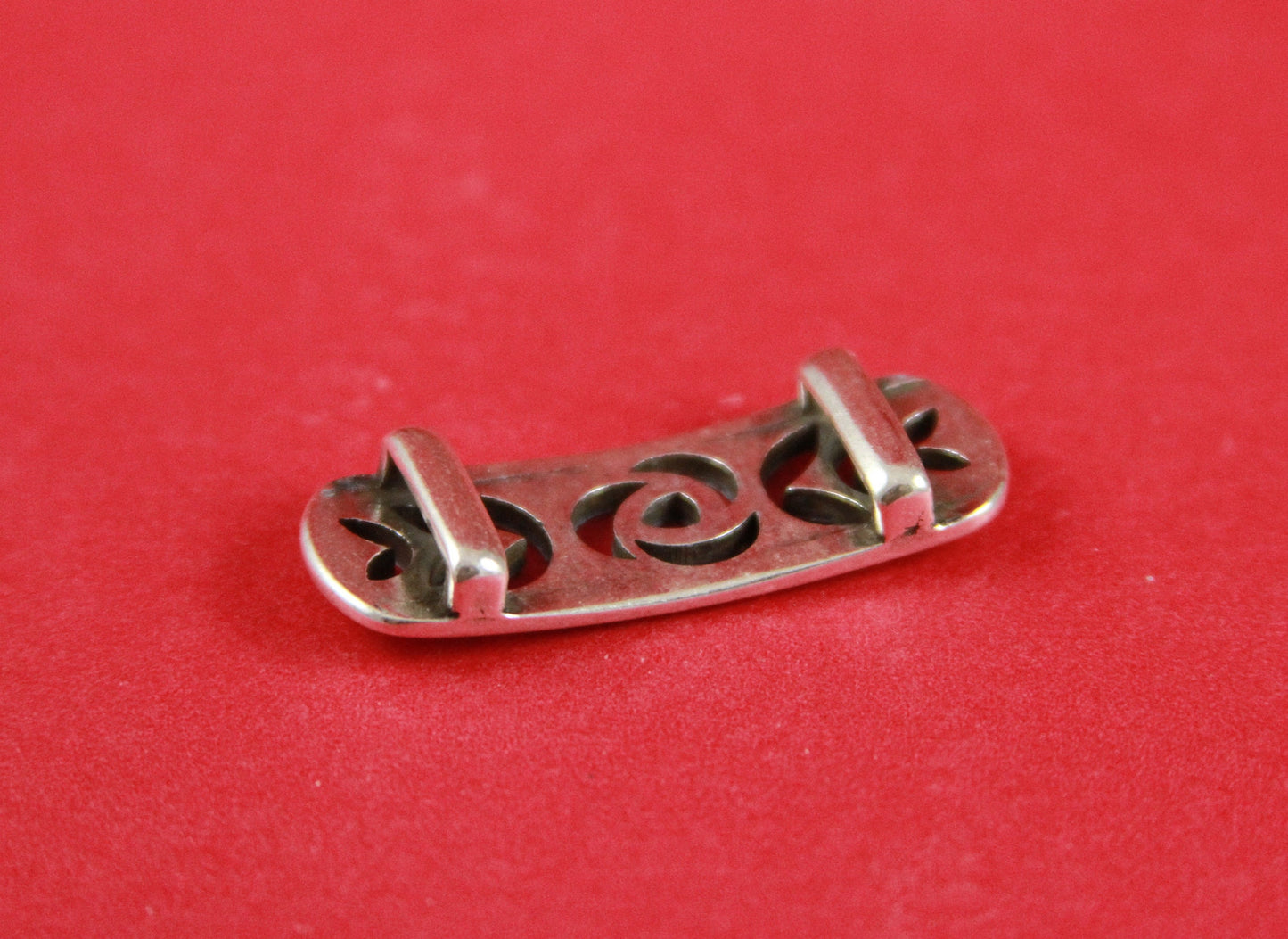 FS0325>>MADE in EUROPE zamak floral slider , zamak flat floral slider, zamak slider for 10mm flat leather cord qty1