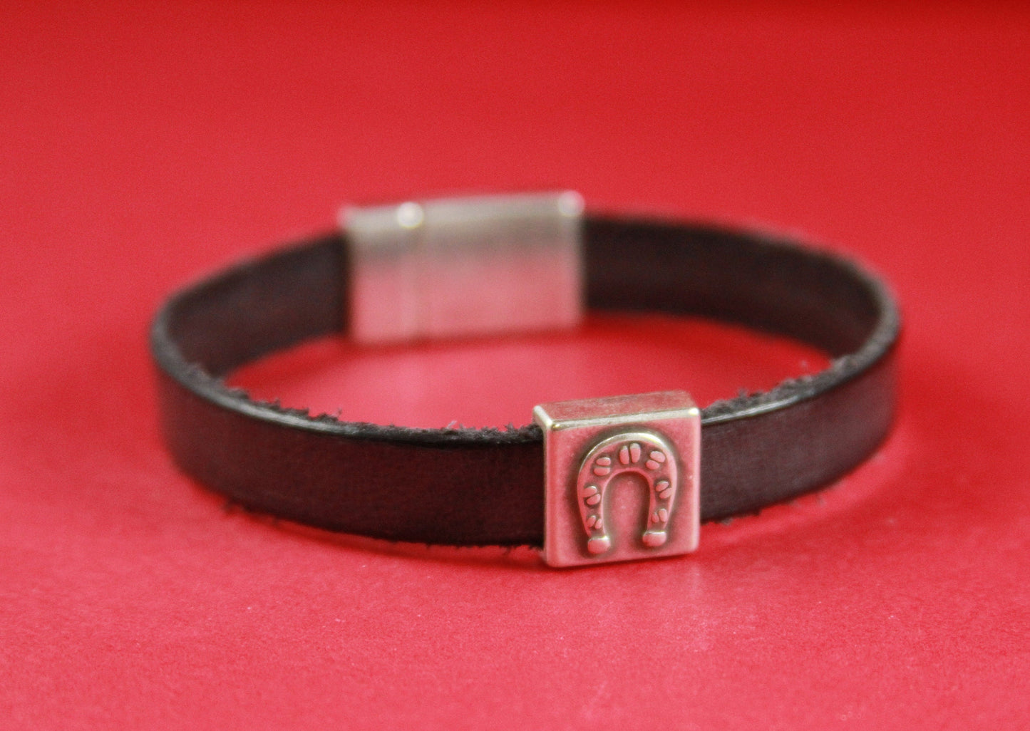 FS0300>>MADE in EUROPE 2 zamak horseshoe sliders,zamak square slider,10mm flat cord slider,10mm flat cord horse shoe sliders qty2