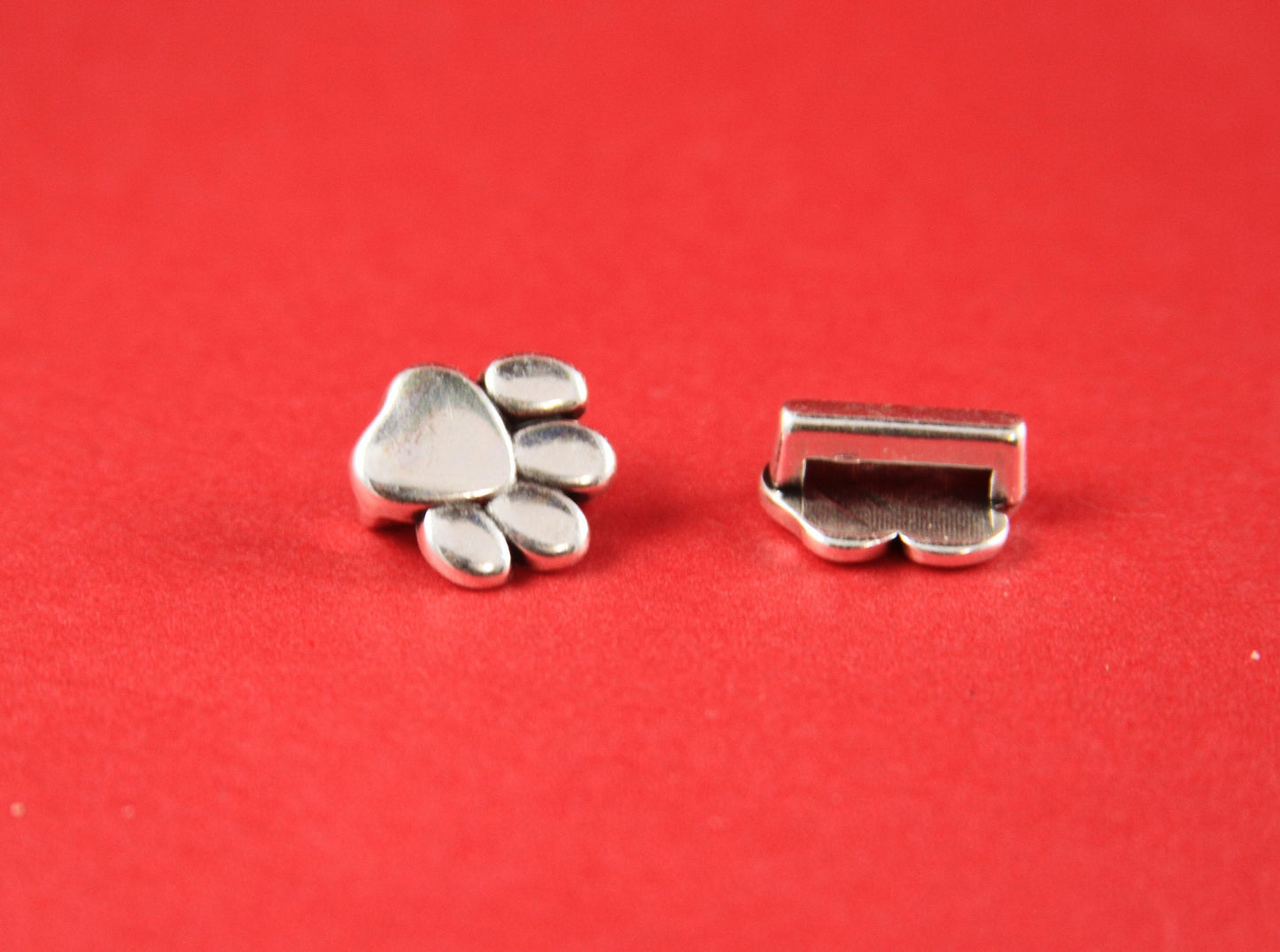 FS0016>>MADE in EUROPE 2 zamak paw print sliders for 10mm flat cord, flat 10mm cord slider, zamak paw sliders qty2