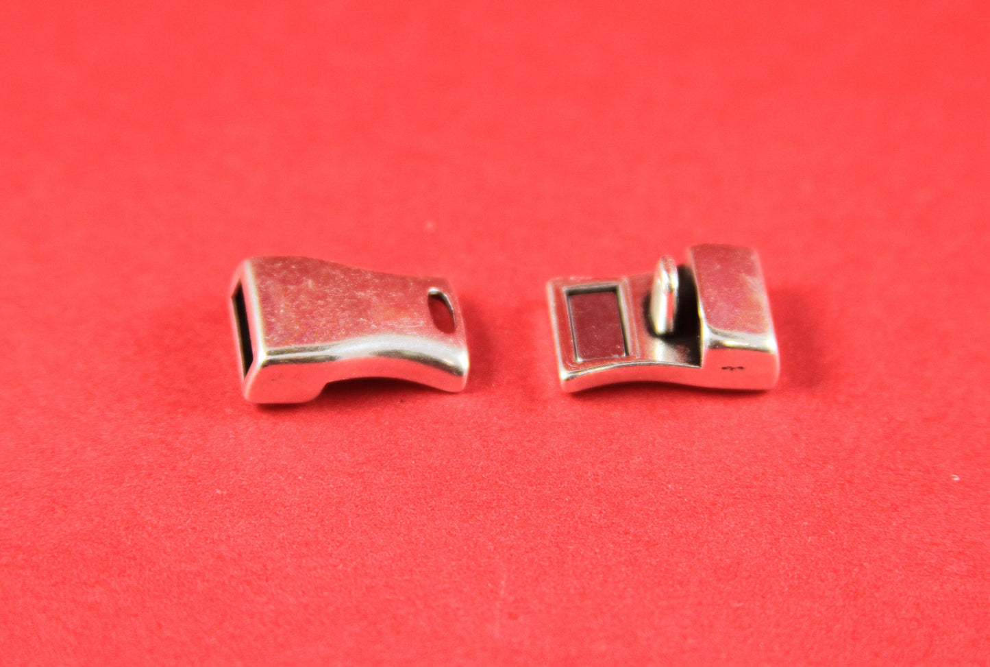 FC0027>>MADE IN EUROPE zamak clasp, flat leather cord clasp, 10mm cord clasp, 10mm cord curved  clasp (ng1771) Qty1