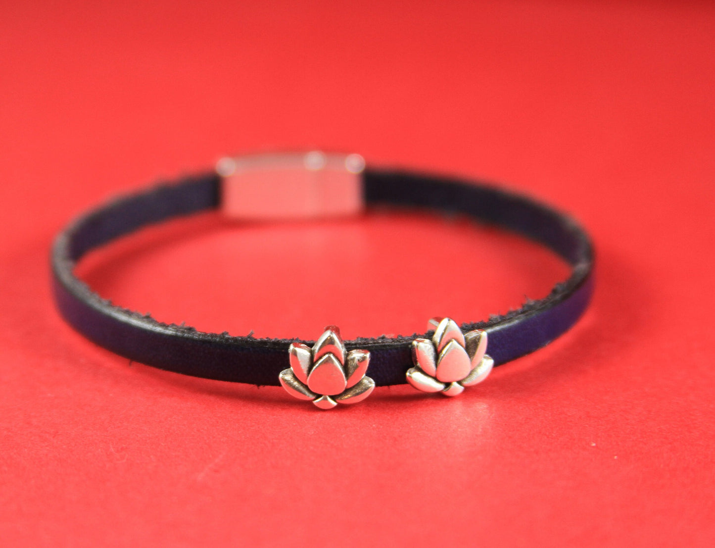 FS0077>>MADE IN EUROPE 4 zamak lotus sliders 5mm flat cord, 5mm flat cord slider, flower slider for 5mm flat cord Qty4
