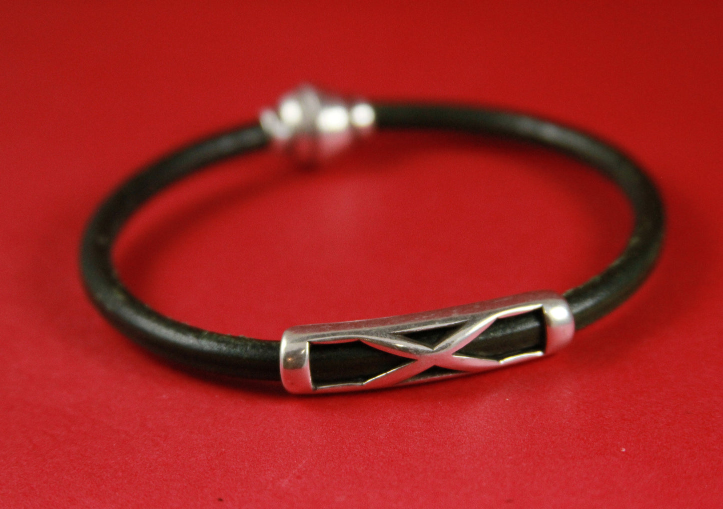 RS0062>>MADE in EUROPE zamak 5mm snd 3mm tube, 5mm hole zamak tube slider, round cord tube qty1