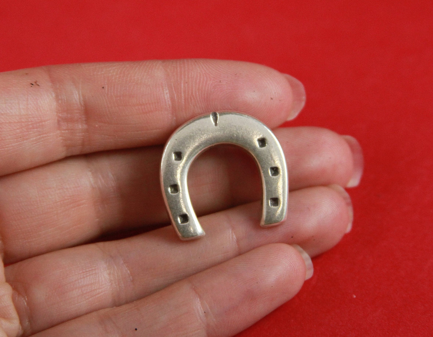 FS0266>>MADE in EUROPE zamak horseshoe slider, zamak large horseshoe slider, 10mm flat cord horse shoe slider qty1