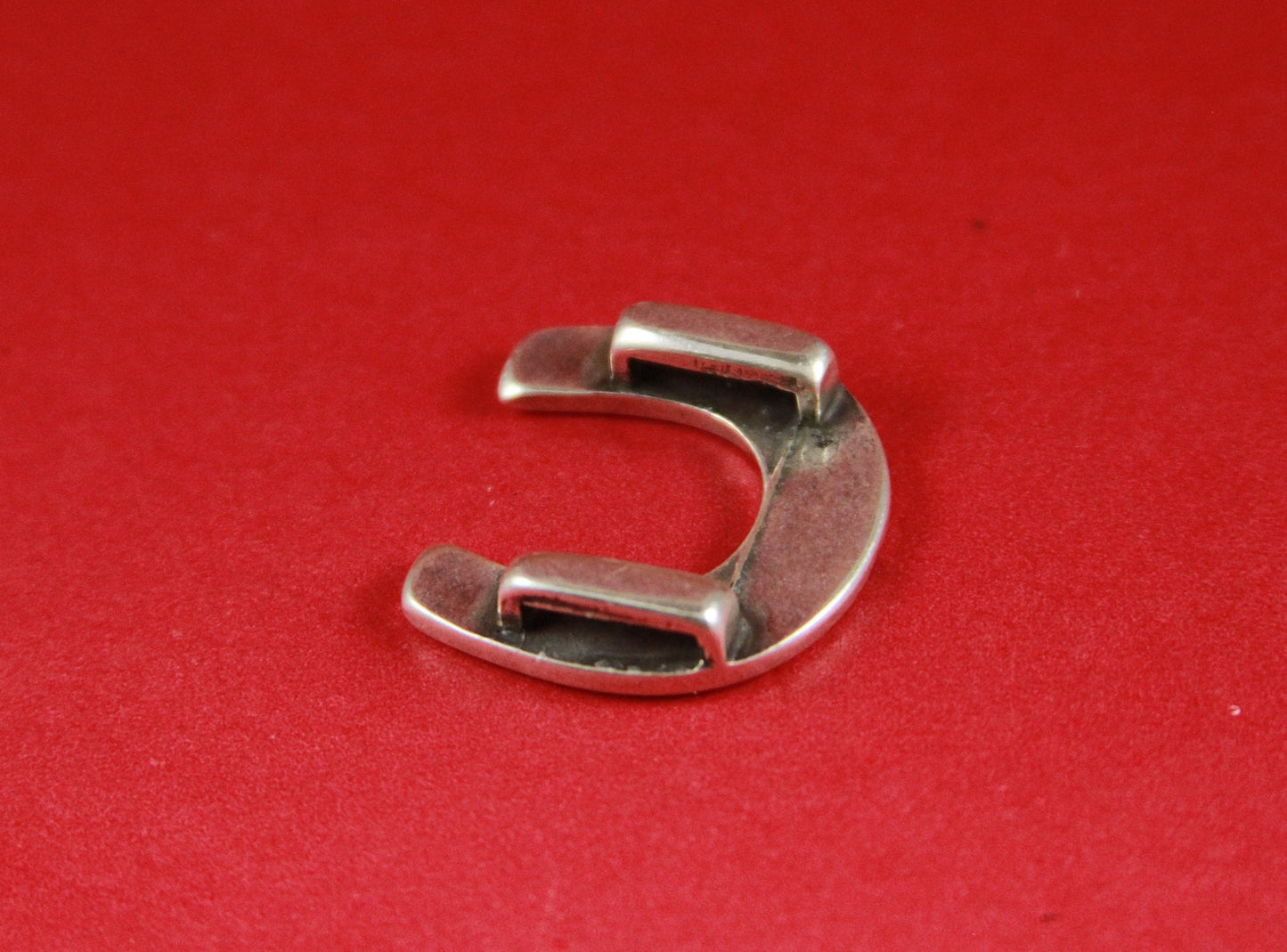 FS0266>>MADE in EUROPE zamak horseshoe slider, zamak large horseshoe slider, 10mm flat cord horse shoe slider qty1