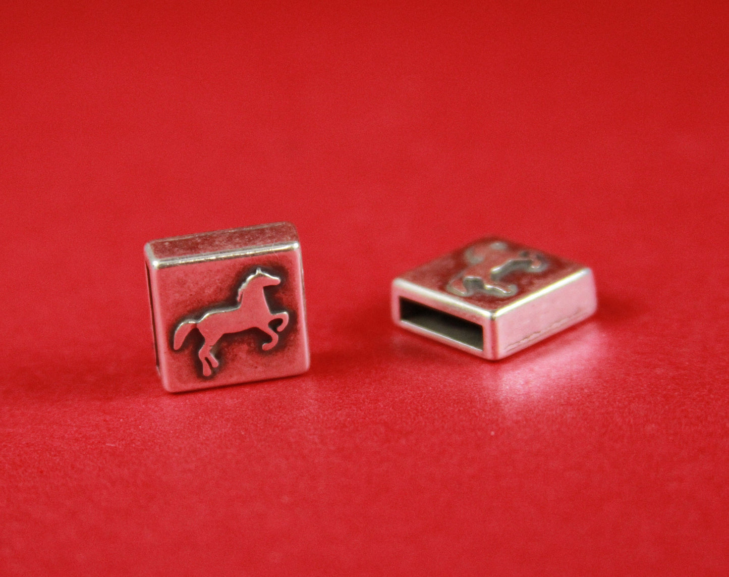 FS0295>>MADE in EUROPE 2 zamak horse sliders, horse slider, 10mm flat cord slider, 10mm flat cord horse slider qty2
