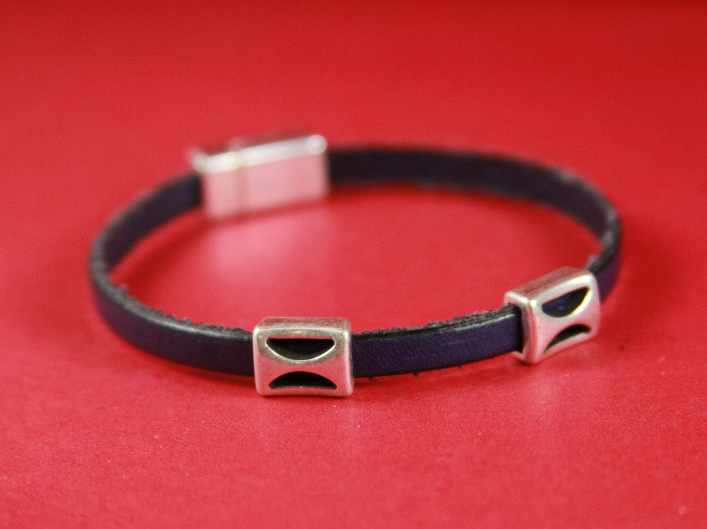 FS0273>>MADE in EUROPE 4 zamak sliders for 5mm cord, flat cord slider, qty4