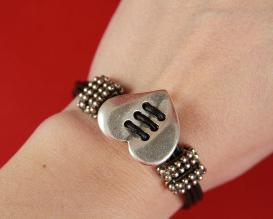 C0145>> MADE in EUROPE zamak heart connector, silver heart slider, stitched heart connector Qty1