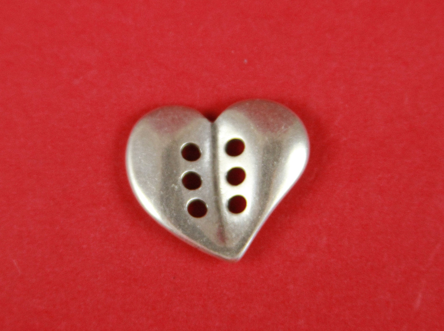 C0145>> MADE in EUROPE zamak heart connector, silver heart slider, stitched heart connector Qty1