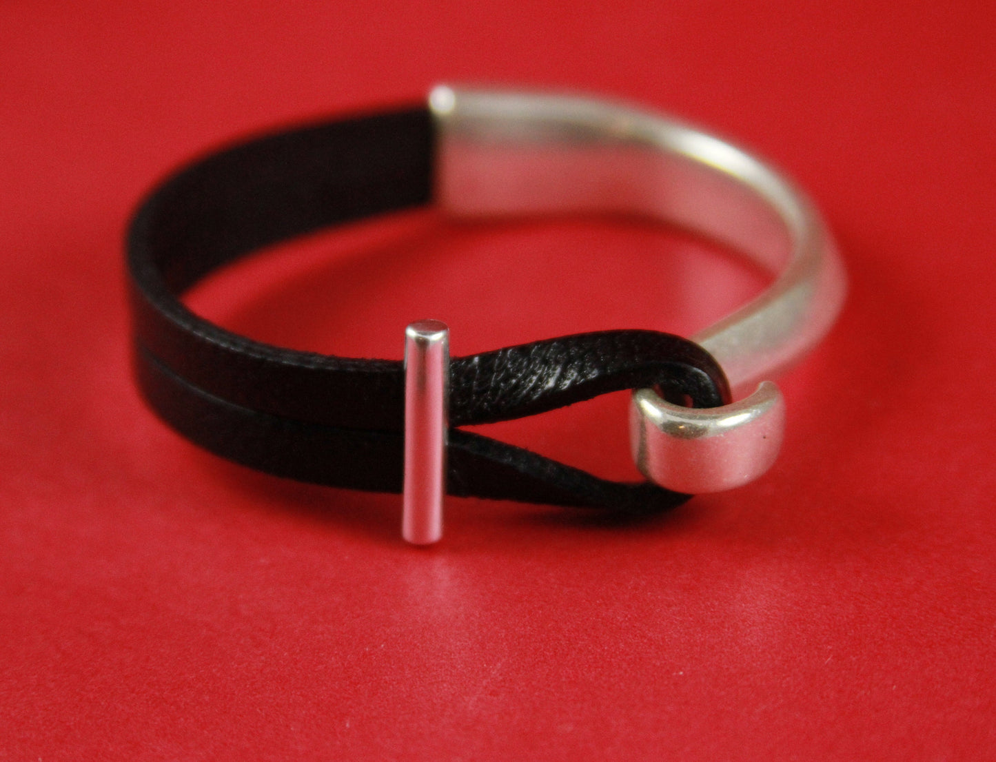 B0002>>MADE in EUROPE zamak half bracelet ,  flat cord half bracelet with slider, silver half bracelet , (6720/25S) qty1