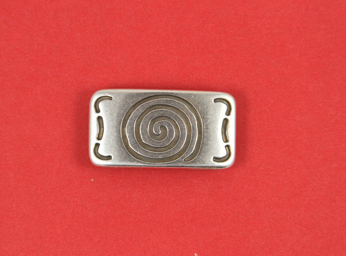 FS0119>>MADE in EUROPE zamak connector, zamak swirl connector, zamak connector for flat leather cord (ABLZ44) qty1