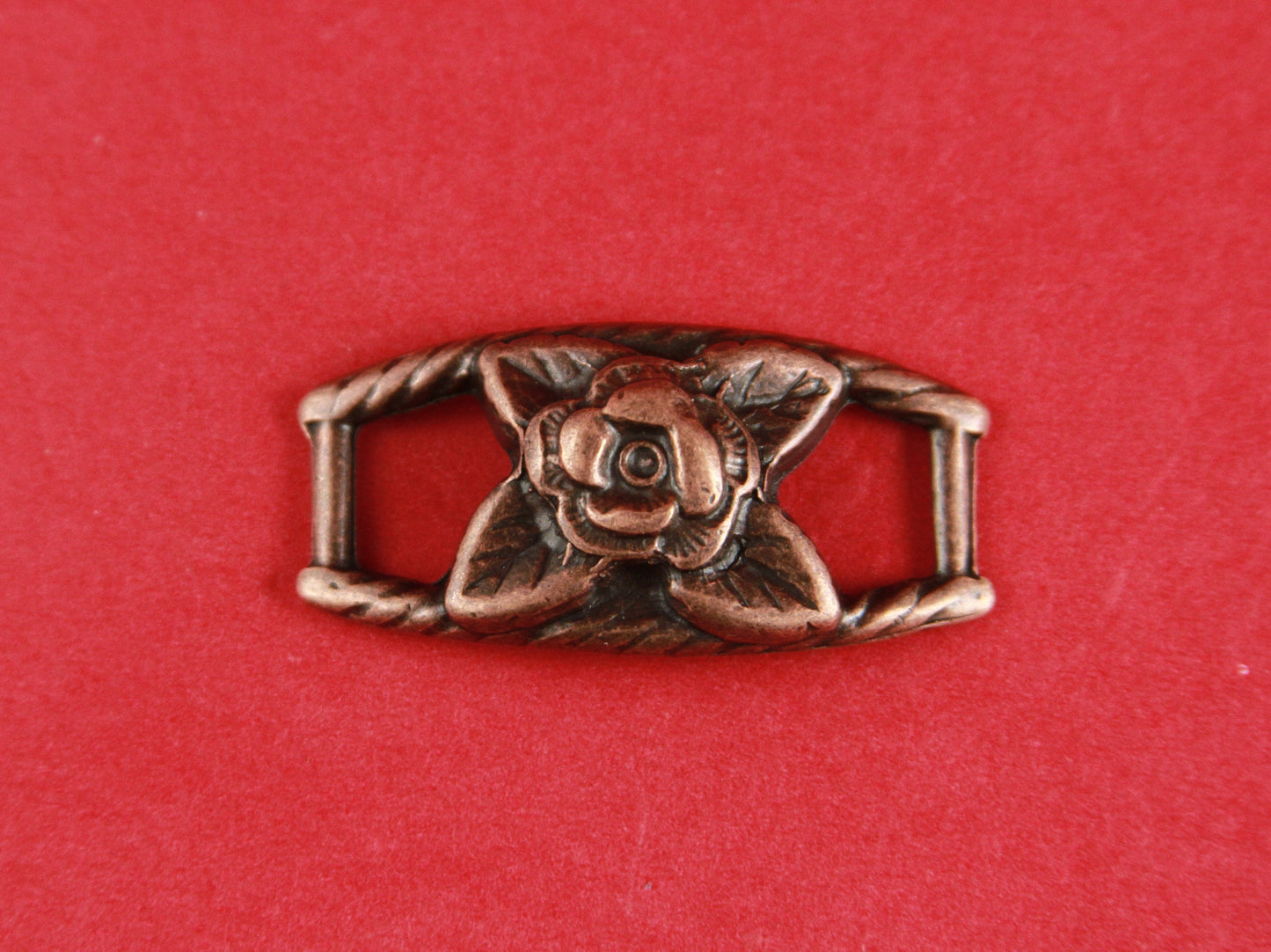 C0036>>MADE in EUROPE zamak flower connector, bracelet zamak component , copper flower connector qty1