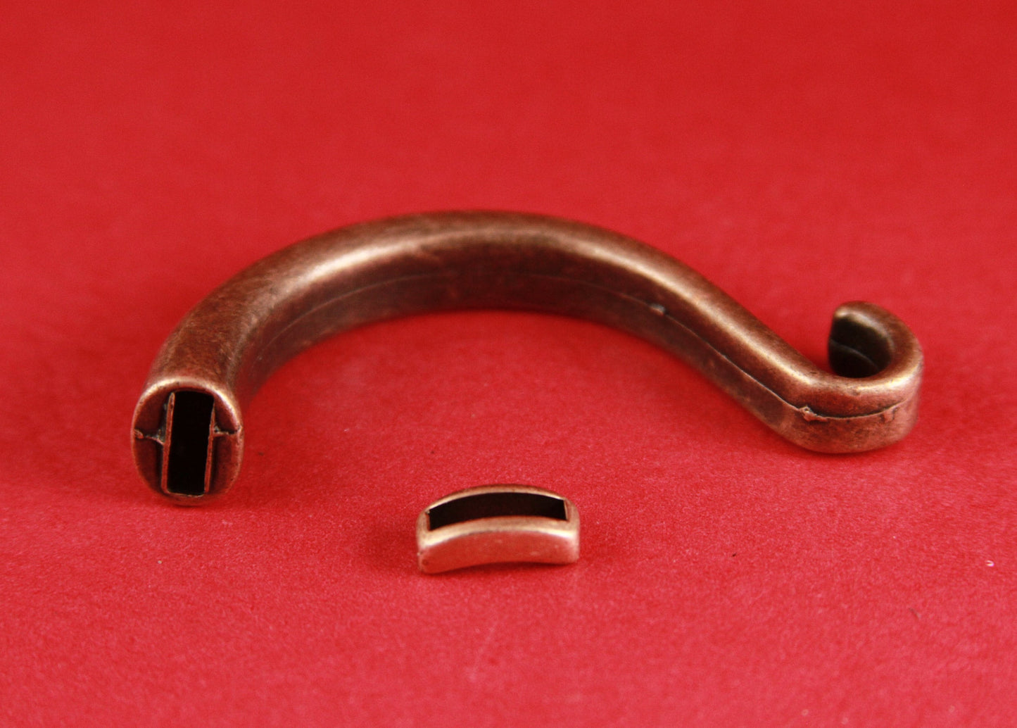 B0014>>MADE in EUROPE zamak half bracelet, flat cord half bracelet finding with slider, half bracelet ,  qty 1set
