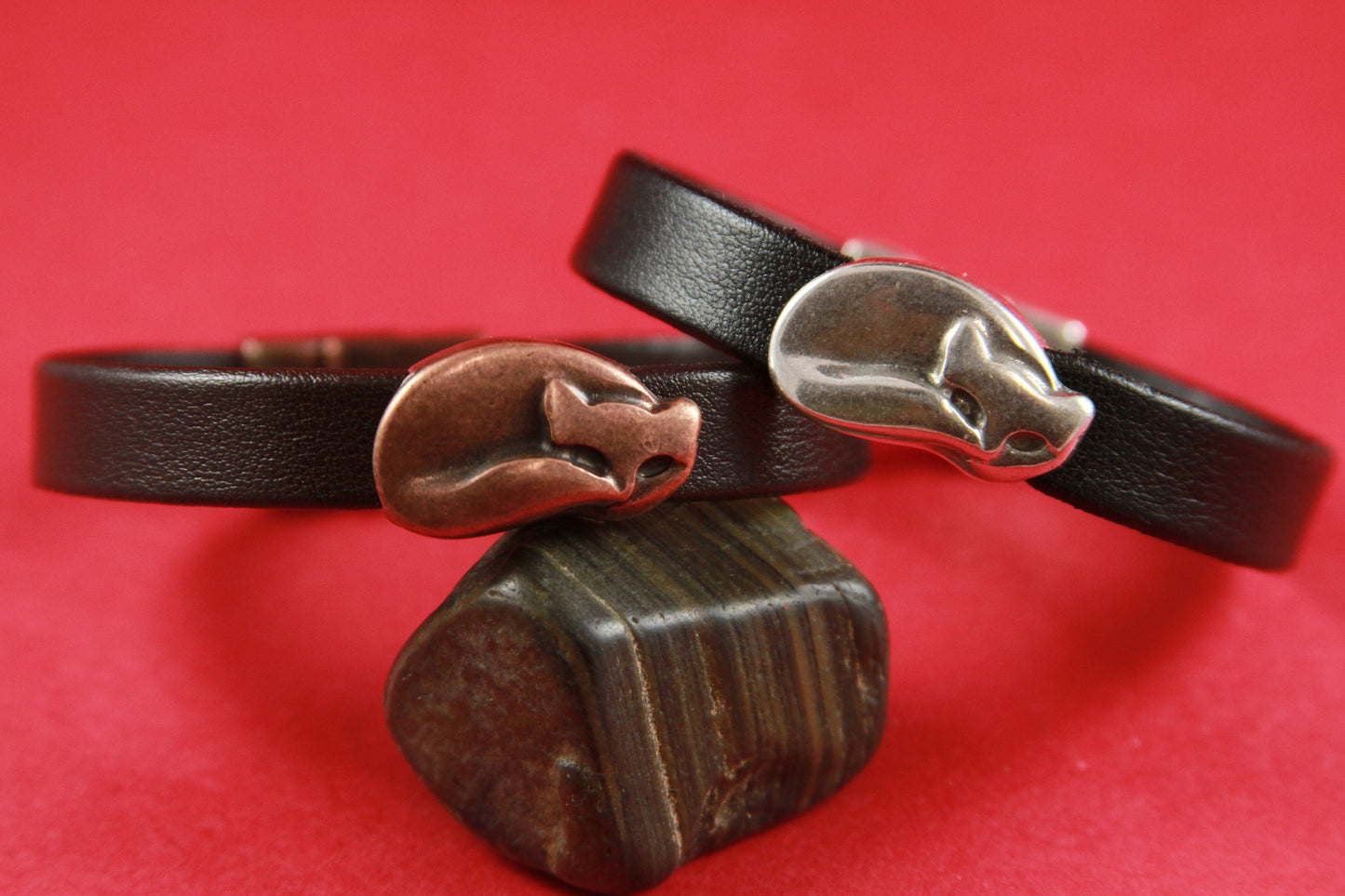 FS0084>>MADE IN EUROPE zamak slider, cat slider, zamak cat slider, kitty slider for bracelet, 10mm flat cord slider Qty 1