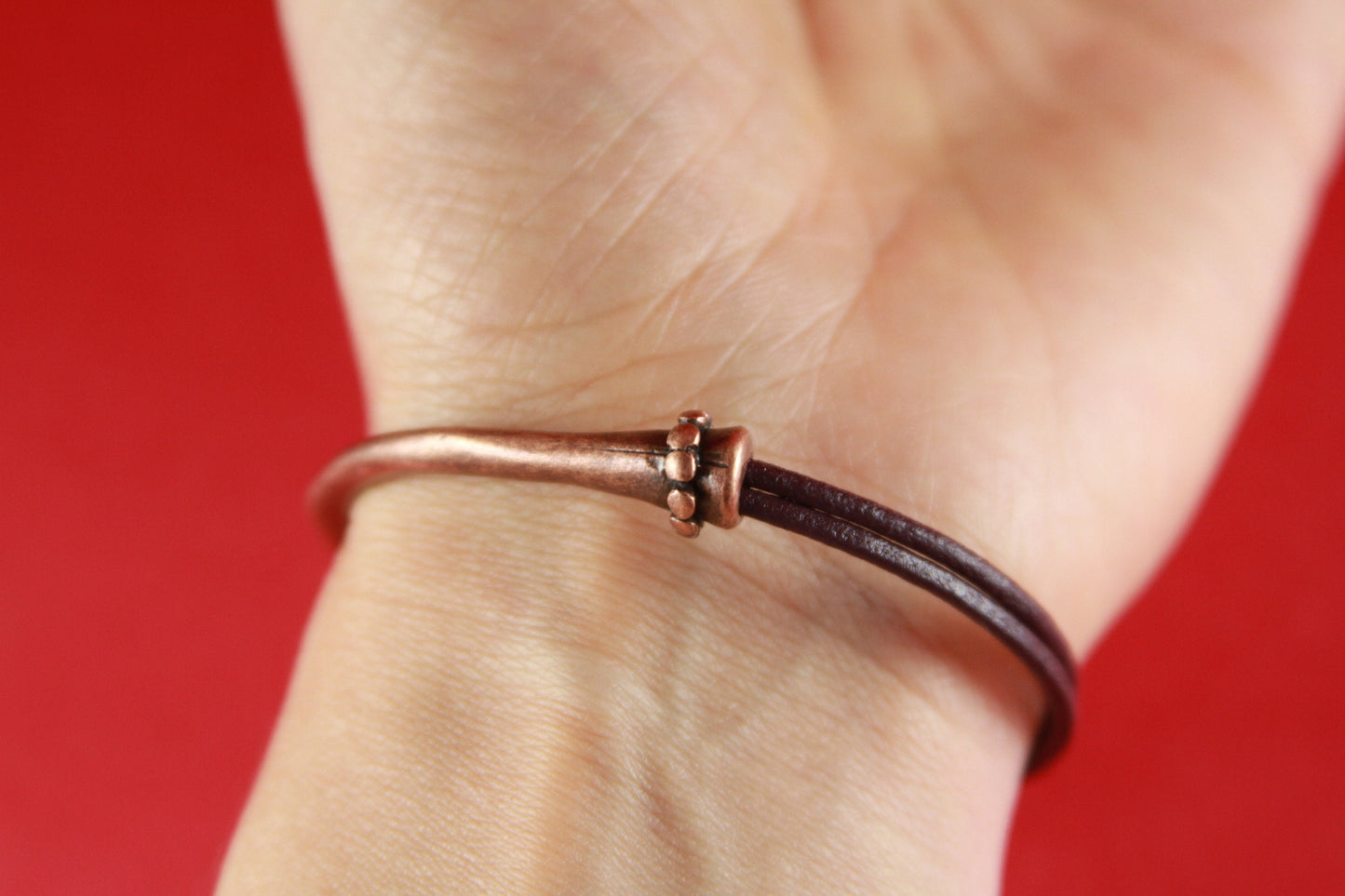 B0013>>MADE in EUROPE zamak half bracelet, 2mm round cord half bracelet qty 1set