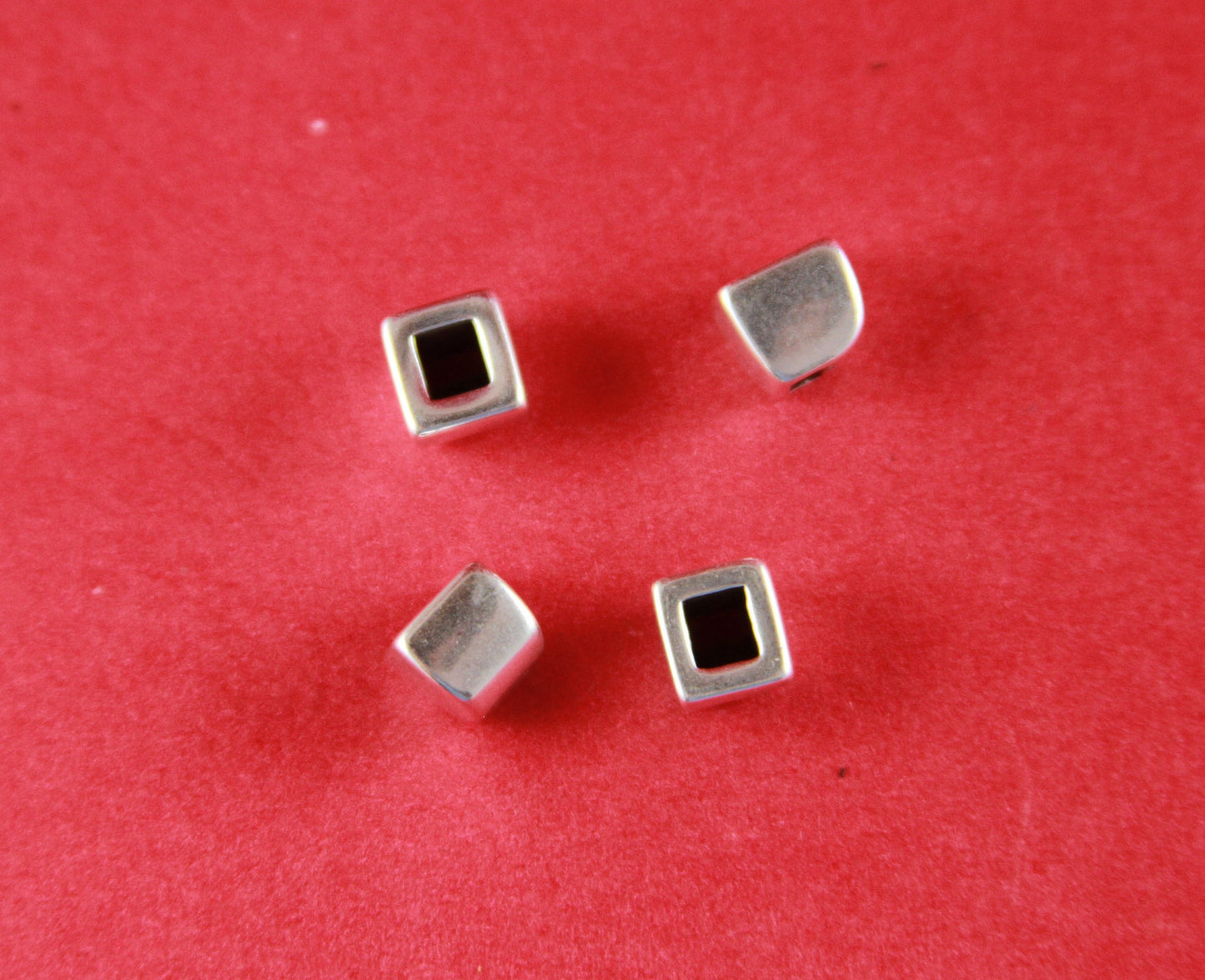 FS0225>>MADE in EUROPE 3mm flat cord loop maker cord end caps Qty4