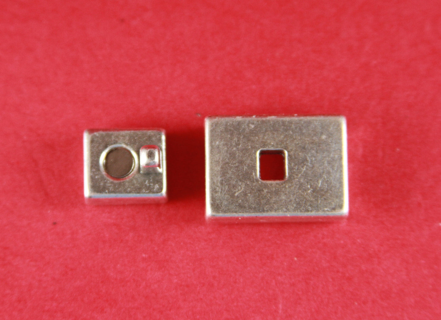 FC0197>>MADE in EUROPE zamak magnetic clasp, 10mm flat cord magnetic clasp, 10x2mm magnetic clasp, 10mm silver clasp (6599/10) Qty1