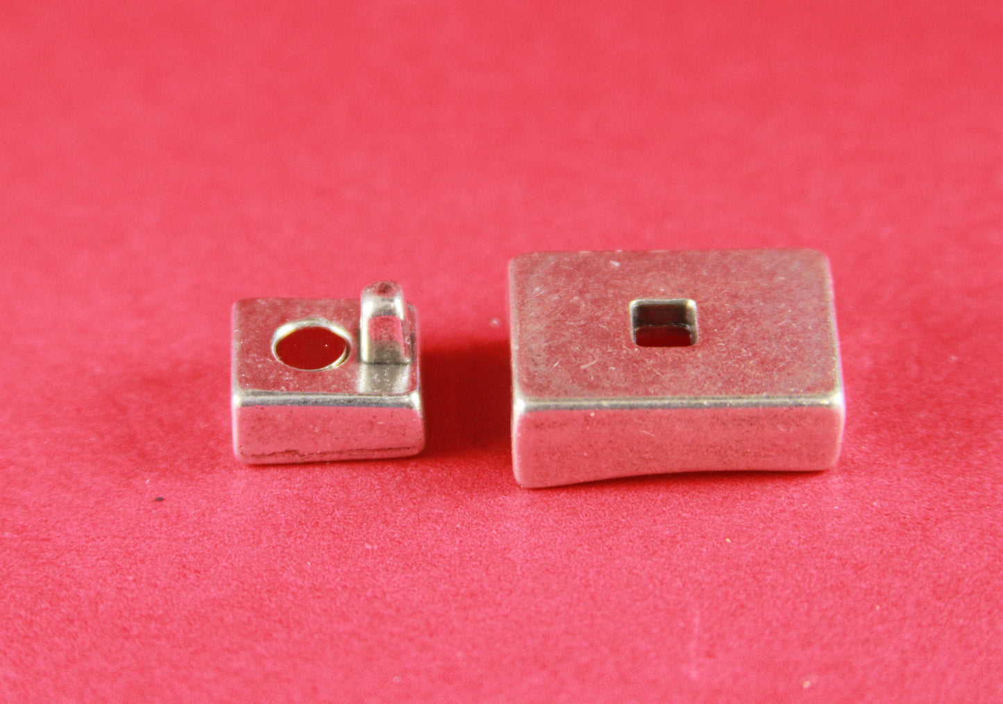FC0197>>MADE in EUROPE zamak magnetic clasp, 10mm flat cord magnetic clasp, 10x2mm magnetic clasp, 10mm silver clasp (6599/10) Qty1