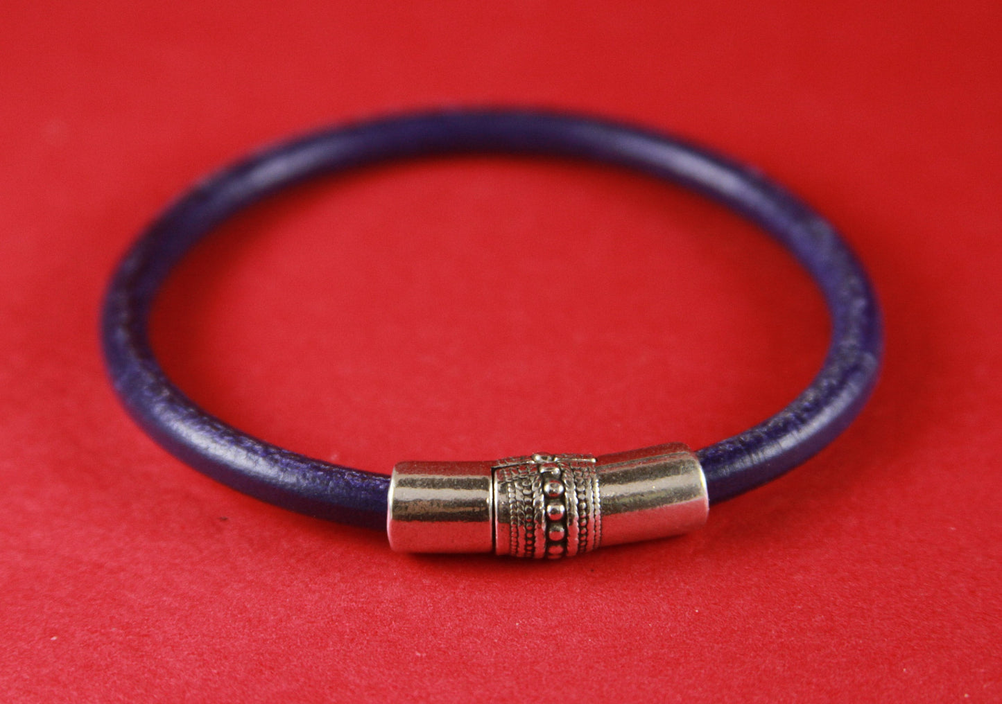 RC0120>>MADE in EUROPE Zamak 5mm round cord clasp, 5mm cord clasp, 5mm round cord beaded clasp Qty1