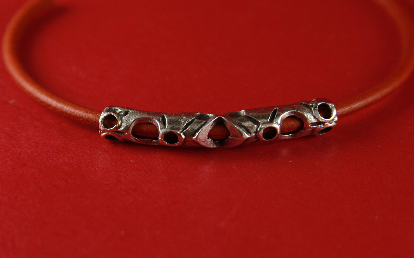 RS0011>>MADE IN EUROPE  zamak tube  slider, engraved zamak tube, round cord slider tube , 3mm leather  slider Qty1