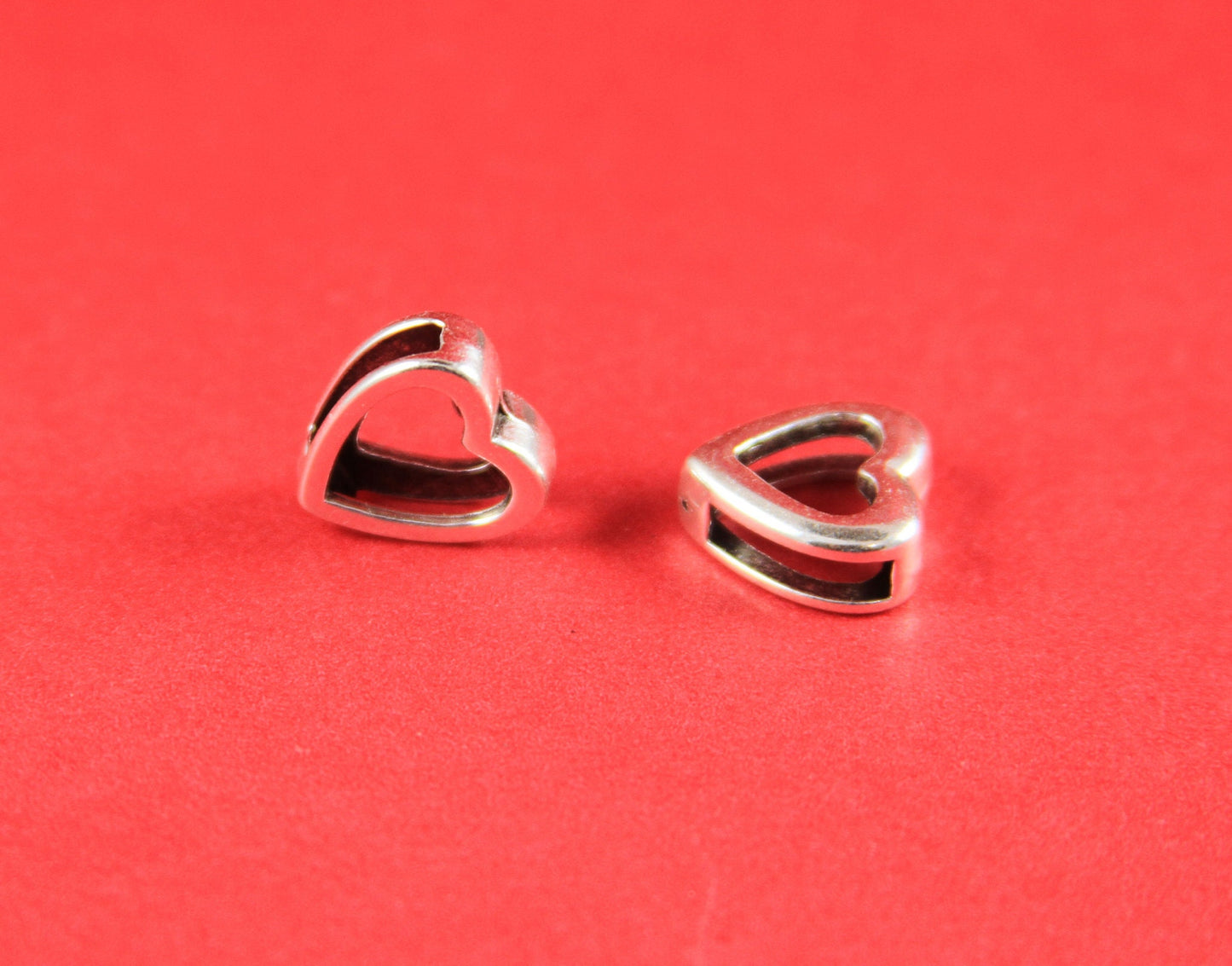 FS0076>>MADE IN EUROPE 2 zamak heart sliders, flat cord slider, flat cord heart sliders, silver heart sliders  Qty2